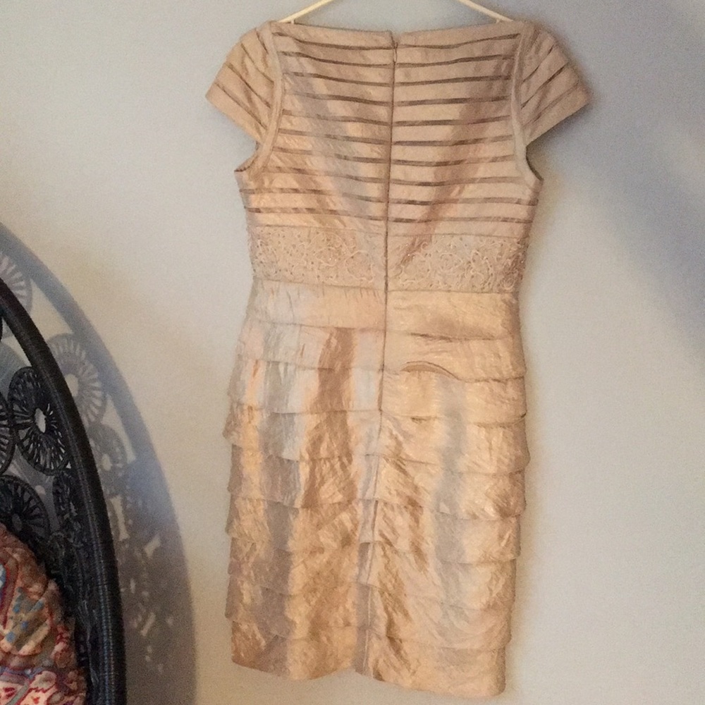 ADRIANNA PAPELL Gold Cocktail Dress - Picture 4 of 6
